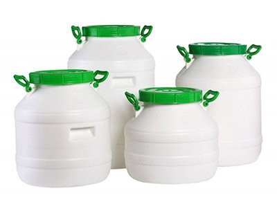 Хранение без хлопот: для чего пригодятся канистры, бочки и фляги?